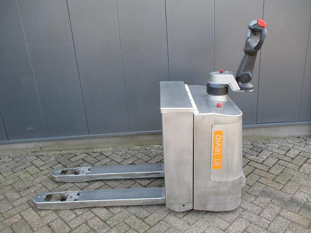 BT LPE 200i - Transpalette: photos 1 BT LPE 200i - Transpalette: photos 1