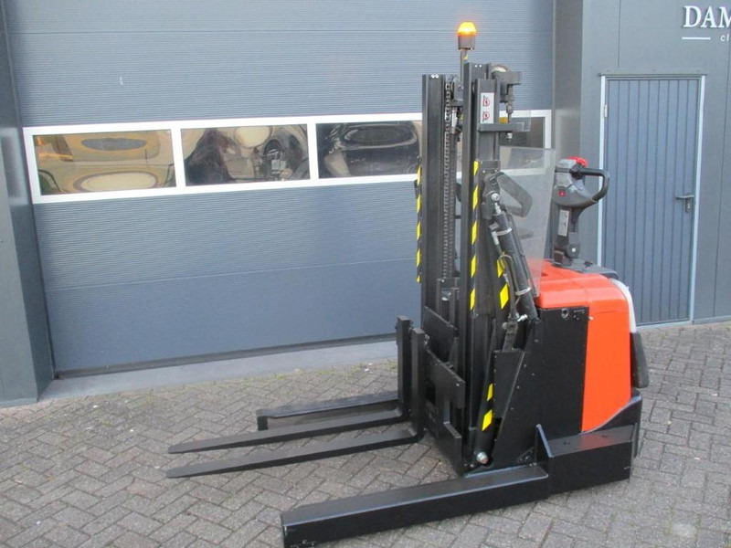 BT SPE 120 XRD - Transpalette: photos 3 BT SPE 120 XRD - Transpalette: photos 3