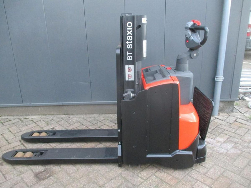 BT SWE 200D - Gerbeur: photos 1 BT SWE 200D - Gerbeur: photos 1