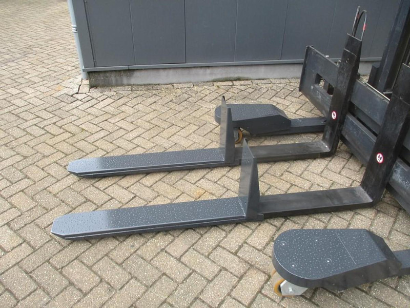 Crown WS2300-1.8TT-4W-4415 - Gerbeur: photos 5 Crown WS2300-1.8TT-4W-4415 - Gerbeur: photos 5