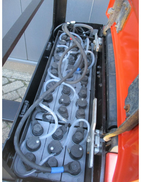 Toyota LPE 200 - Transpalette: photos 5 Toyota LPE 200 - Transpalette: photos 5