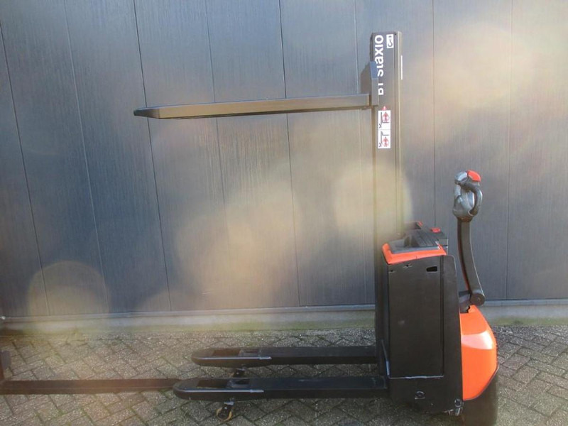 Gerbeur Toyota SWE 080L: photos 9 Gerbeur Toyota SWE 080L: photos 9