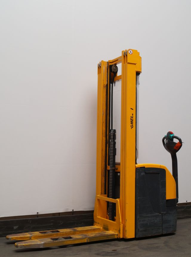 Jungheinrich EJC214 - Gerbeur: photos 1 Jungheinrich EJC214 - Gerbeur: photos 1