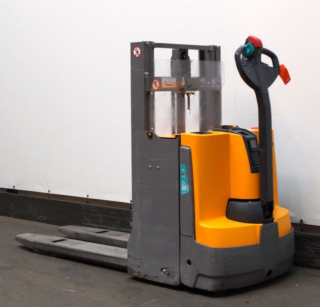 Jungheinrich EJD118 - Gerbeur: photos 2 Jungheinrich EJD118 - Gerbeur: photos 2