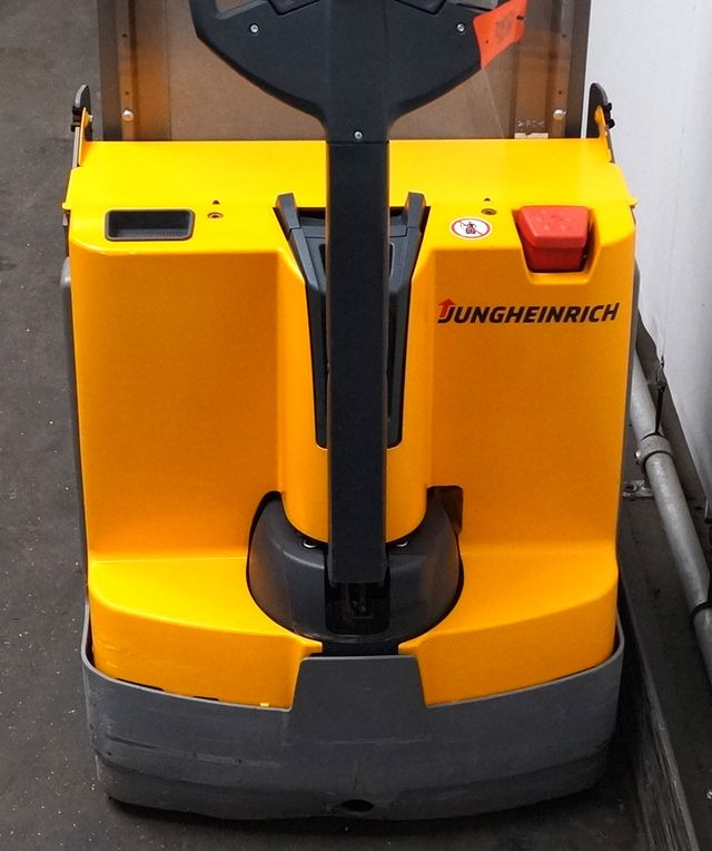 Jungheinrich EJD118 - Gerbeur: photos 3 Jungheinrich EJD118 - Gerbeur: photos 3