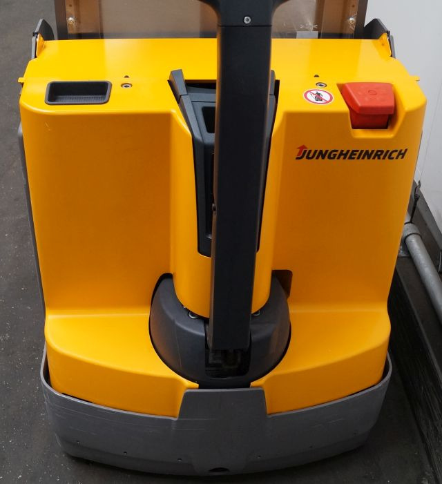 Jungheinrich EJD118 - Gerbeur: photos 3 Jungheinrich EJD118 - Gerbeur: photos 3