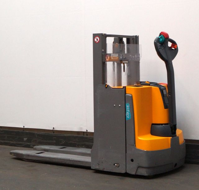 Jungheinrich EJD118 - Gerbeur: photos 2 Jungheinrich EJD118 - Gerbeur: photos 2