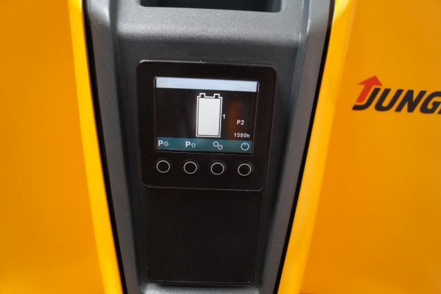 Jungheinrich EJD118 - Gerbeur: photos 4 Jungheinrich EJD118 - Gerbeur: photos 4