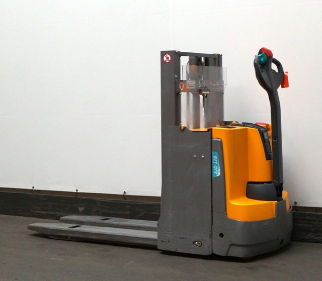 Jungheinrich EJD118 - Gerbeur: photos 2 Jungheinrich EJD118 - Gerbeur: photos 2