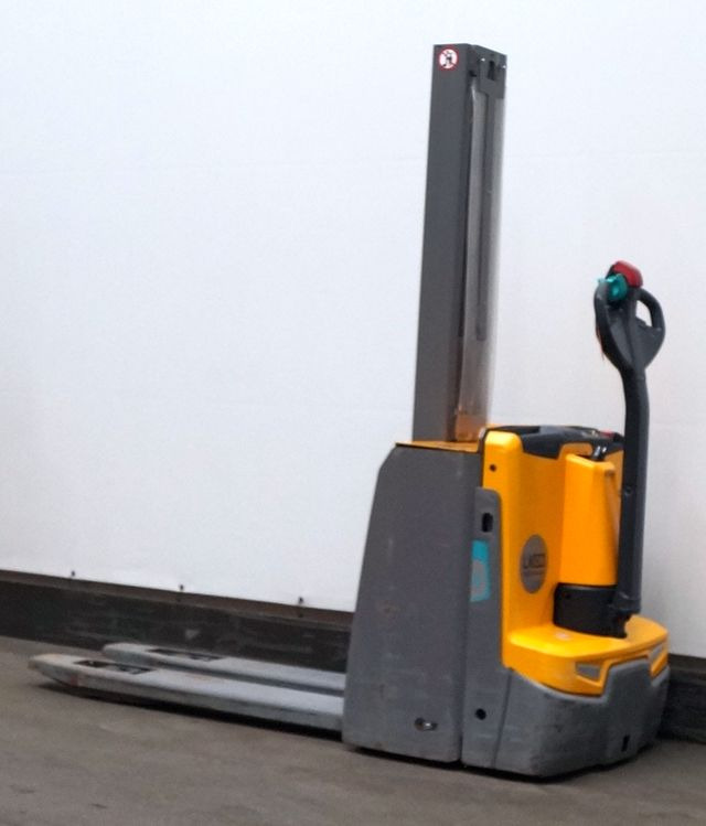 Jungheinrich EJD118i - Gerbeur: photos 2 Jungheinrich EJD118i - Gerbeur: photos 2