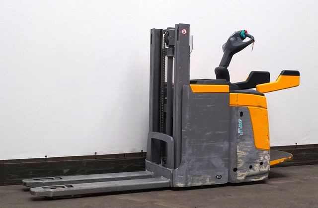 Jungheinrich ERD220 - Gerbeur: photos 1 Jungheinrich ERD220 - Gerbeur: photos 1