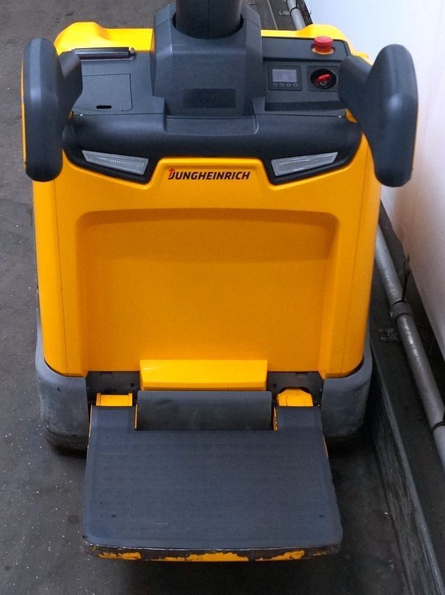 Jungheinrich ERE120 - Transpalette: photos 3 Jungheinrich ERE120 - Transpalette: photos 3
