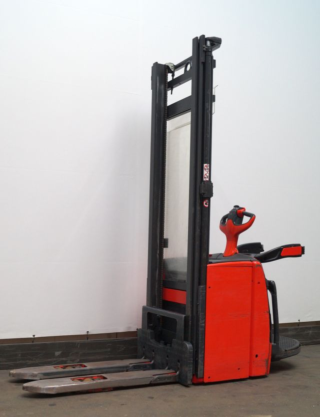 Linde L16AP - Gerbeur: photos 1 Linde L16AP - Gerbeur: photos 1