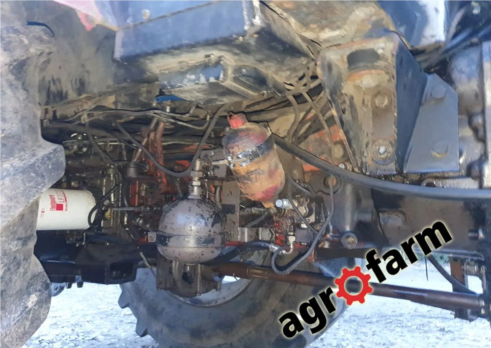 Massey Ferguson 3690 3670 silnik skrzynia most zwolnica obudowa - Boîte de vitesse pour Machine agricole: photos 3 Massey Ferguson 3690 3670 silnik skrzynia most zwolnica obudowa - Boîte de vitesse pour Machine agricole: photos 3