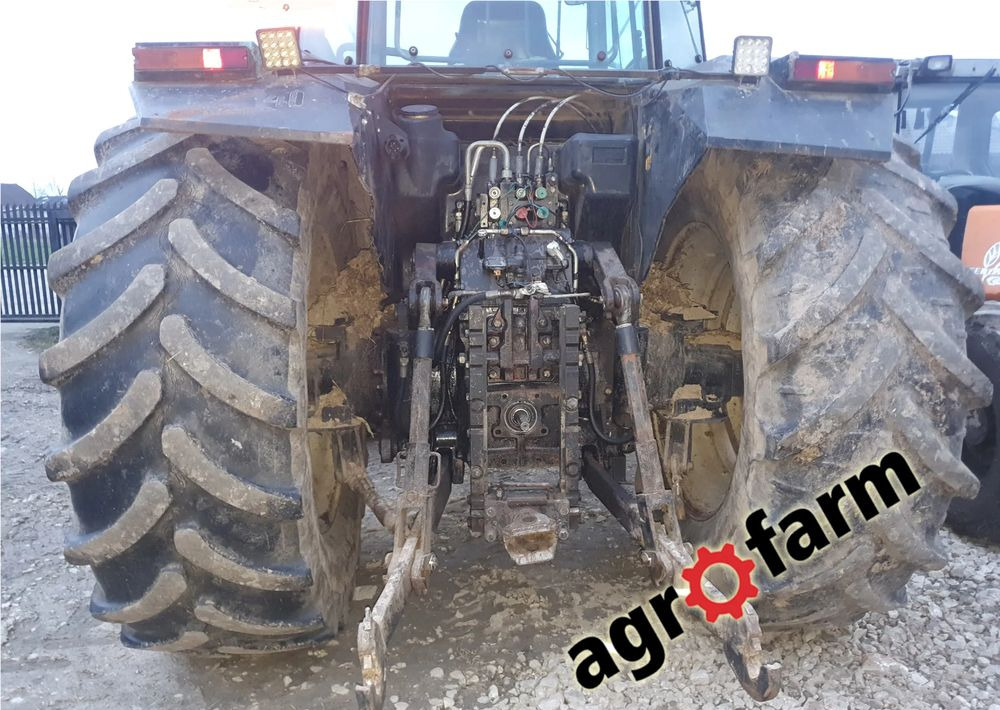 Massey Ferguson 3690 3670 silnik skrzynia most zwolnica obudowa - Boîte de vitesse pour Machine agricole: photos 2 Massey Ferguson 3690 3670 silnik skrzynia most zwolnica obudowa - Boîte de vitesse pour Machine agricole: photos 2