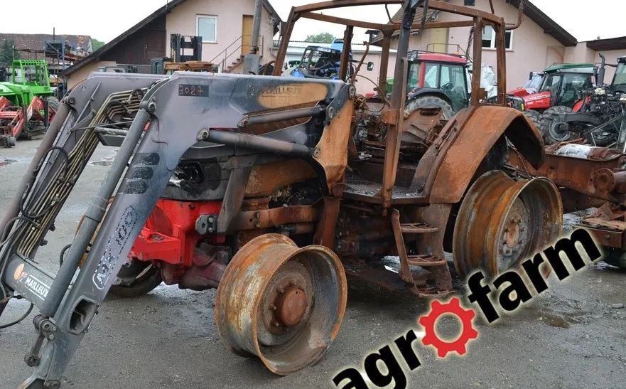 McCormick MC 115 110 skrzynia most silnik piasta zwolnica obudowa - Boîte de vitesse pour Machine agricole: photos 1 McCormick MC 115 110 skrzynia most silnik piasta zwolnica obudowa - Boîte de vitesse pour Machine agricole: photos 1