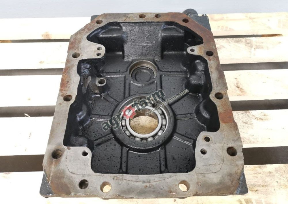 Obudowa WOM New Holland T6070, T7.170, TS130A - Boîte de vitesse: photos 2 Obudowa WOM New Holland T6070, T7.170, TS130A - Boîte de vitesse: photos 2