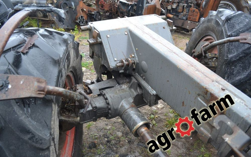 Fendt 380 390 370 GT skrzynia silnik kabina most zwolnica blok zawór - Pièces de rechange: photos 2 Fendt 380 390 370 GT skrzynia silnik kabina most zwolnica blok zawór - Pièces de rechange: photos 2