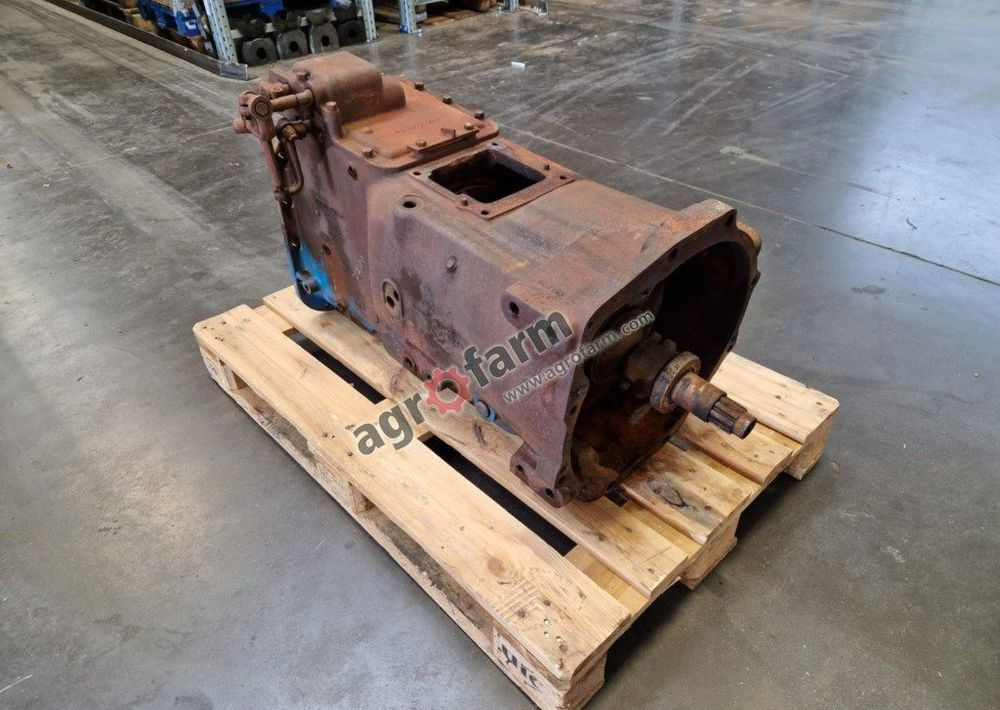 Skrzynia biegów Ford 7700, D7NN7006C - Boîte de vitesse: photos 4 Skrzynia biegów Ford 7700, D7NN7006C - Boîte de vitesse: photos 4