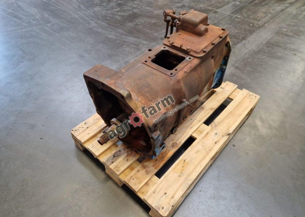 Skrzynia biegów Ford 7700, D7NN7006C - Boîte de vitesse: photos 2 Skrzynia biegów Ford 7700, D7NN7006C - Boîte de vitesse: photos 2