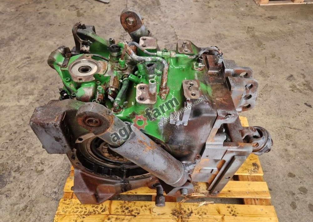 TYLNY MOST JOHN DEERE 6195R - Transmission: photos 4 TYLNY MOST JOHN DEERE 6195R - Transmission: photos 4