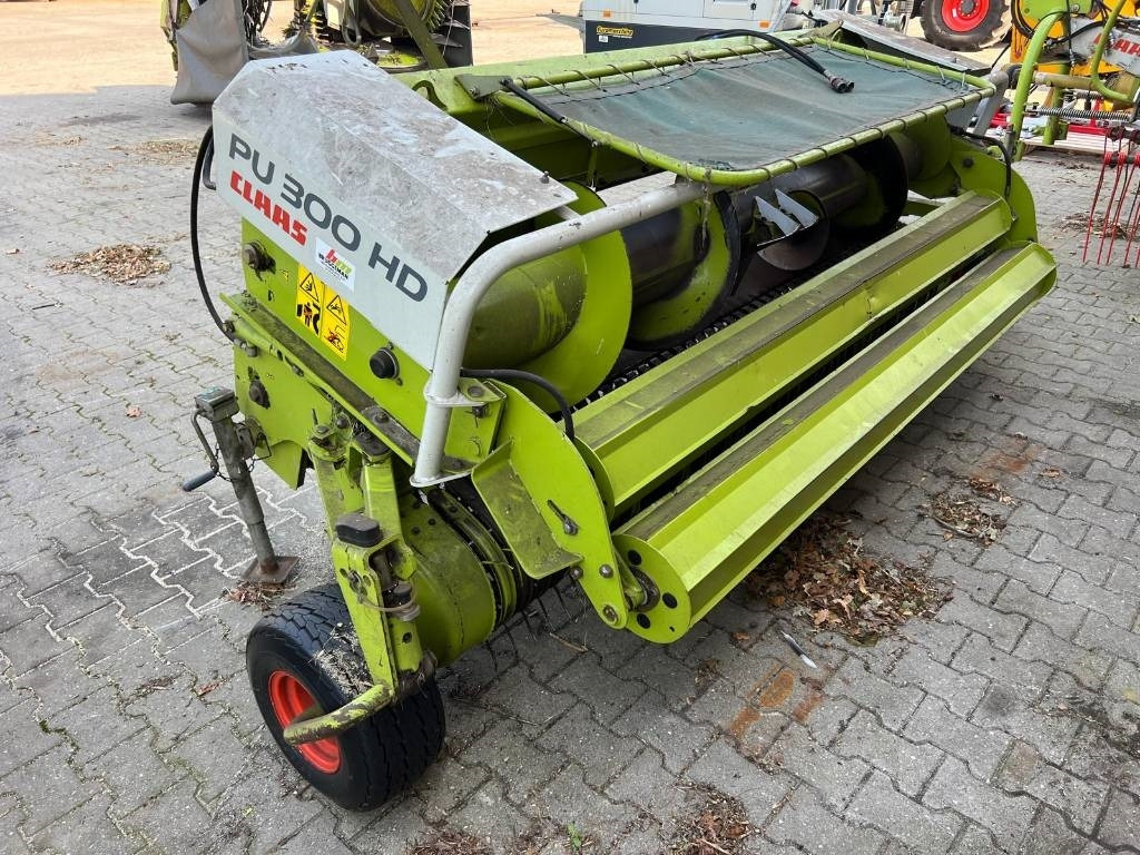 Claas PU 300 HD  - Matériel de jardinage: photos 2 Claas PU 300 HD  - Matériel de jardinage: photos 2