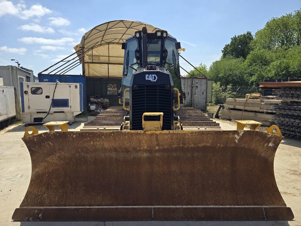 CAT D 3 LGP - Bulldozer: photos 2 CAT D 3 LGP - Bulldozer: photos 2