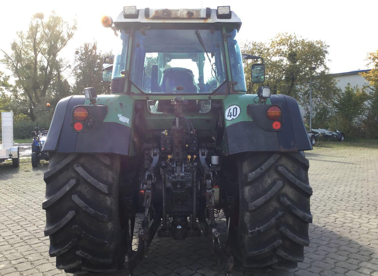 Fendt 820 Vario - Tracteur agricole: photos 5 Fendt 820 Vario - Tracteur agricole: photos 5