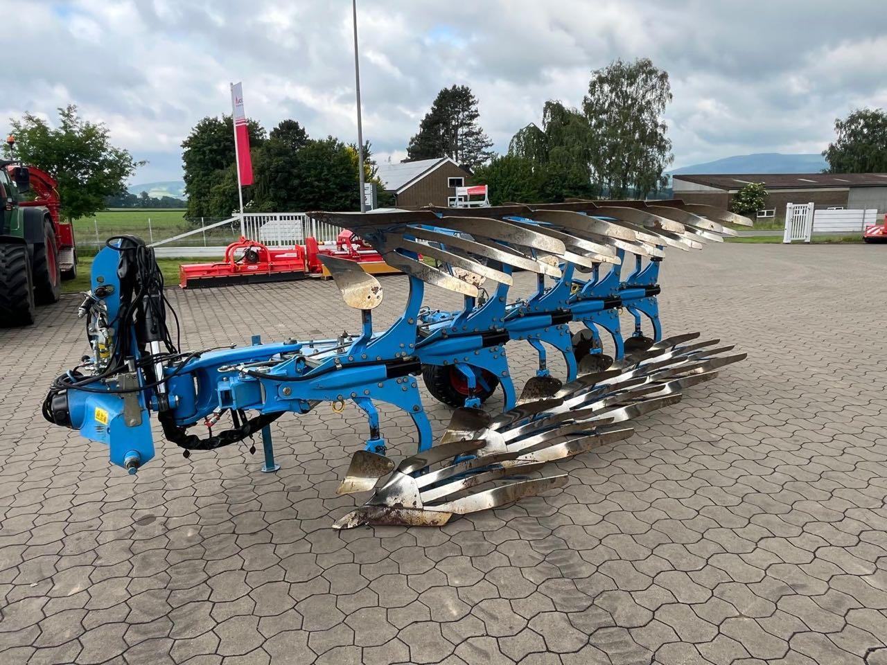 Lemken Juwel 8 V T 5 L 90 TurnControl - Charrue: photos 1 Lemken Juwel 8 V T 5 L 90 TurnControl - Charrue: photos 1