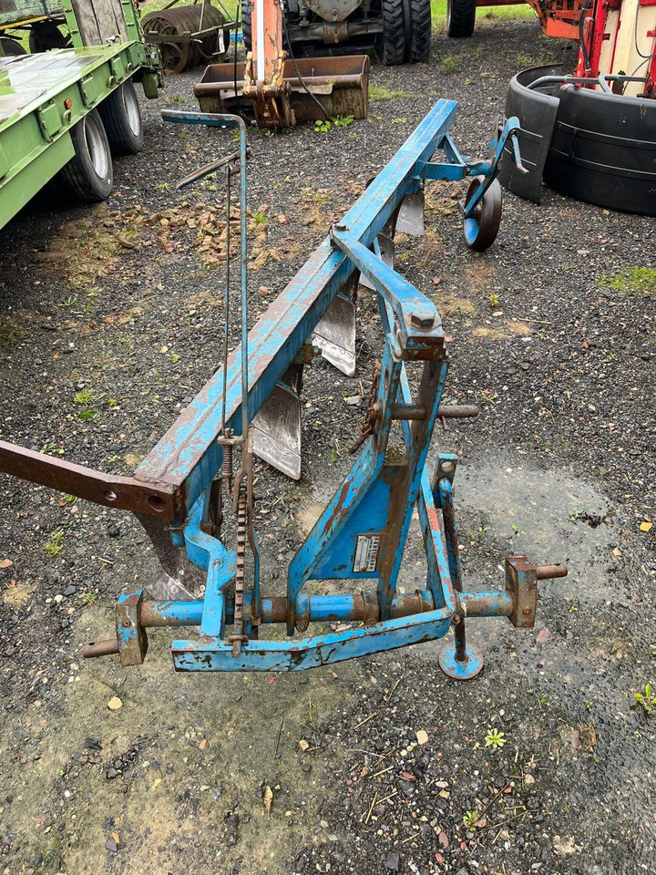 Rabe Gimpel E60 - Charrue: photos 1 Rabe Gimpel E60 - Charrue: photos 1