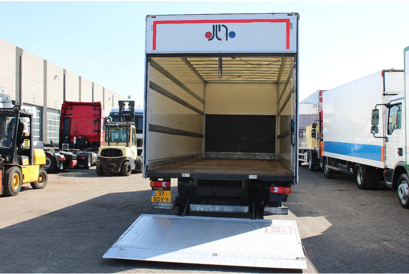 DAF LF 210 + EURO 6 + LIFT - Camion fourgon: photos 4 DAF LF 210 + EURO 6 + LIFT - Camion fourgon: photos 4