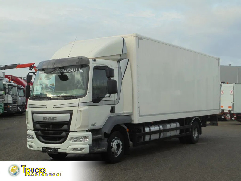 DAF LF 220 + Euro 6 + Dhollandia Lift+16 tons + Discounted from 31.950,- - Camion fourgon: photos 1 DAF LF 220 + Euro 6 + Dhollandia Lift+16 tons + Discounted from 31.950,- - Camion fourgon: photos 1