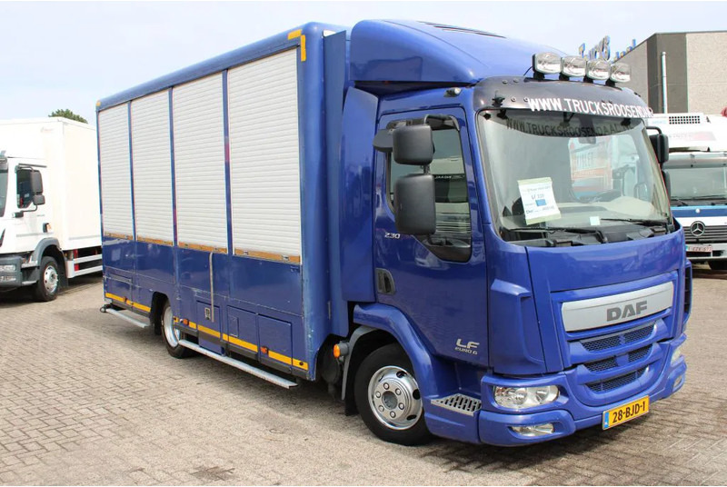 DAF LF 230 + EURO 6 - Camion bétaillère: photos 3 DAF LF 230 + EURO 6 - Camion bétaillère: photos 3