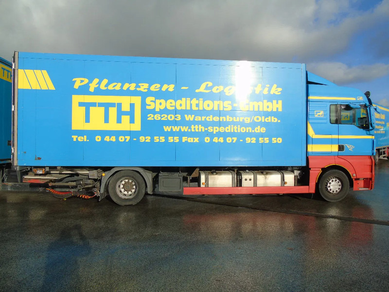 Camion fourgon MAN TGA 18.400 + combi + lift + euro 5 + 2.70: photos 18 Camion fourgon MAN TGA 18.400 + combi + lift + euro 5 + 2.70: photos 18