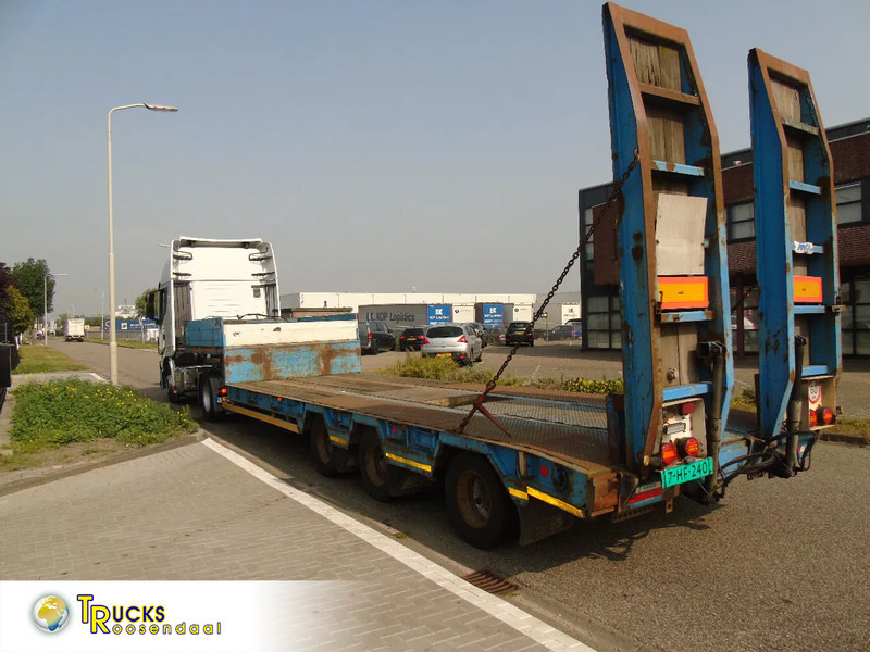 MOL + ramps + 3x axle + steering - Semi-remorque porte-voitures: photos 1 MOL + ramps + 3x axle + steering - Semi-remorque porte-voitures: photos 1