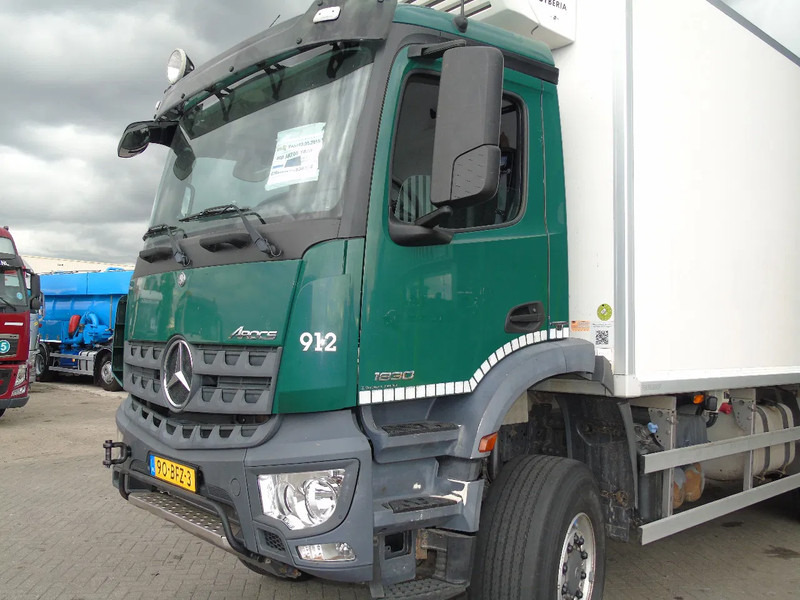 Mercedes-Benz Arocs 1830 + 4x4 +ENGINE DEFECT+OFFROAD EURO 6 + LIFT - Camion frigorifique: photos 5 Mercedes-Benz Arocs 1830 + 4x4 +ENGINE DEFECT+OFFROAD EURO 6 + LIFT - Camion frigorifique: photos 5