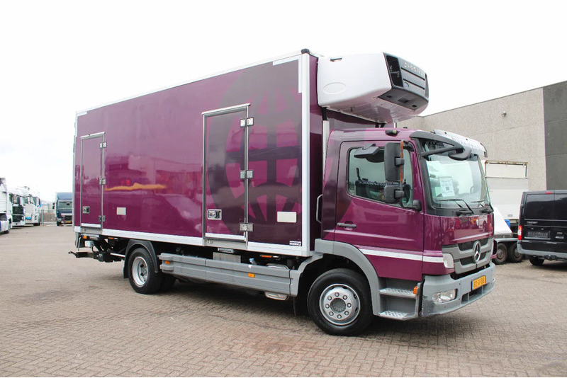 Mercedes-Benz Atego 1222 + EURO 5 + CARRIER - Camion frigorifique: photos 3 Mercedes-Benz Atego 1222 + EURO 5 + CARRIER - Camion frigorifique: photos 3