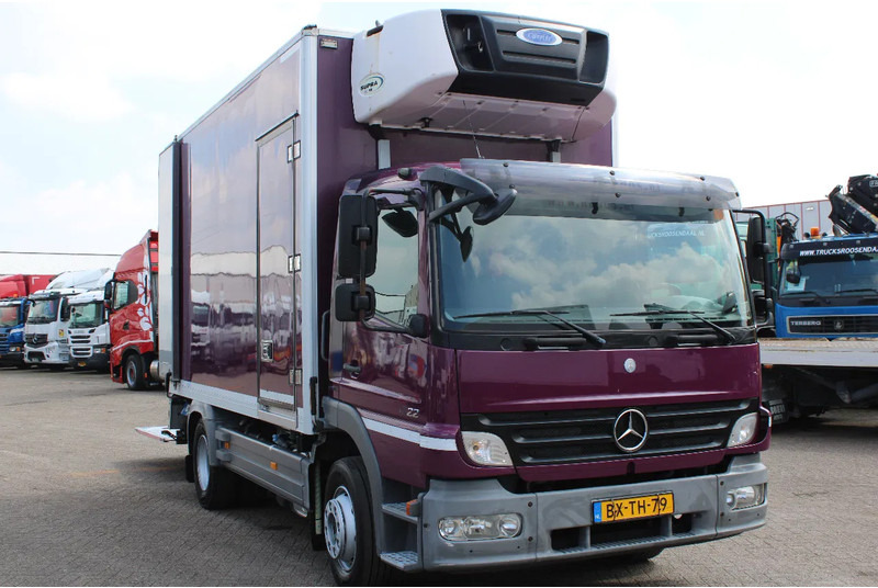 Mercedes-Benz Atego 1222 + carrier + lift + EURO 5 - Camion frigorifique: photos 3 Mercedes-Benz Atego 1222 + carrier + lift + EURO 5 - Camion frigorifique: photos 3