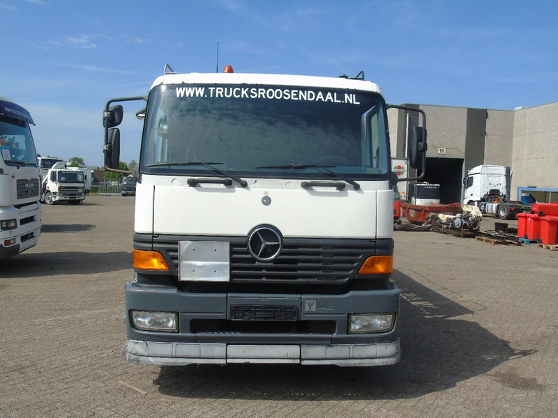 Camion hydrocureur Mercedes-Benz Atego 1923 + 8.800 liter INOX + complete pump/tipper/functional + EURO 2: photos 8 Camion hydrocureur Mercedes-Benz Atego 1923 + 8.800 liter INOX + complete pump/tipper/functional + EURO 2: photos 8