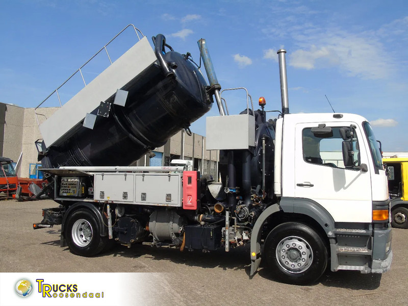Mercedes-Benz Atego 1923 + 8.800 liter INOX + complete pump/tipper/functional + EURO 2 - Camion hydrocureur: photos 1 Mercedes-Benz Atego 1923 + 8.800 liter INOX + complete pump/tipper/functional + EURO 2 - Camion hydrocureur: photos 1