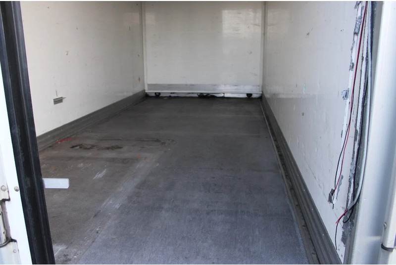 Mercedes-Benz Sprinter 316 + THERMO KING - Utilitaire frigorifique: photos 5 Mercedes-Benz Sprinter 316 + THERMO KING - Utilitaire frigorifique: photos 5