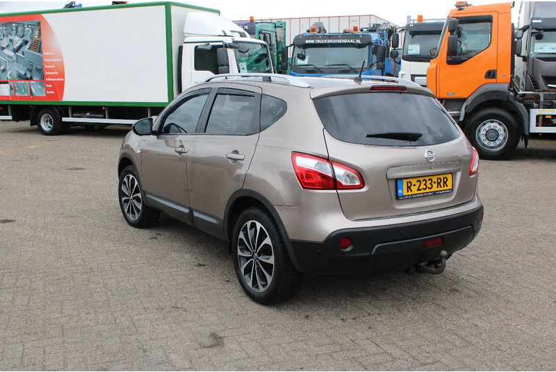 Nissan QASHQAI 2.0 AUTOMATIC / CAMERA - SUV: photos 3 Nissan QASHQAI 2.0 AUTOMATIC / CAMERA - SUV: photos 3