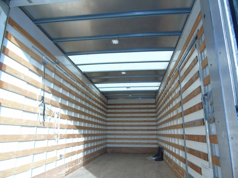 Renault D 12.220 + SPECIAL LIFT 2 etage + EURO 6 - Camion fourgon: photos 4 Renault D 12.220 + SPECIAL LIFT 2 etage + EURO 6 - Camion fourgon: photos 4