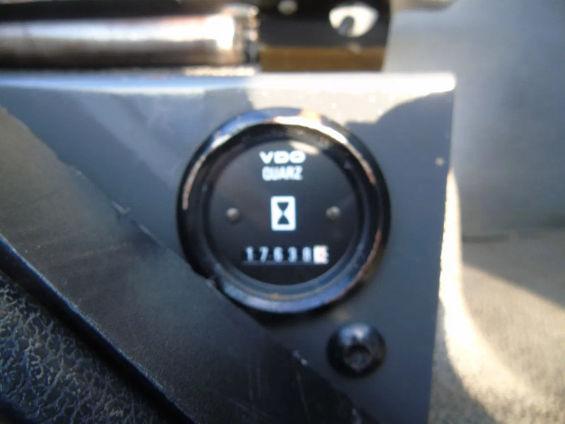 Camion benne Renault Kerax 520DXI + MANUAL + SPRING + 8X4: photos 13 Camion benne Renault Kerax 520DXI + MANUAL + SPRING + 8X4: photos 13