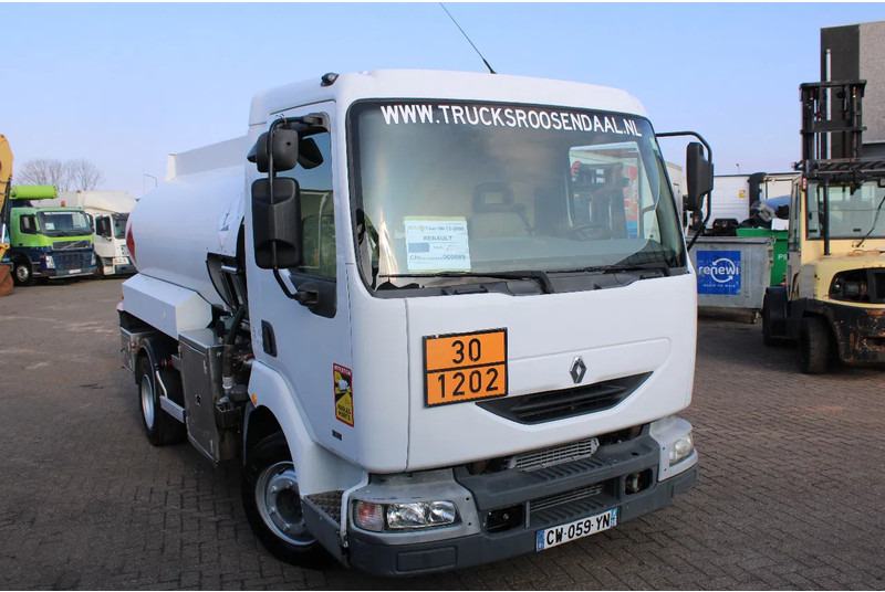 Renault Midlum 250 + 2 COMP + 6180liter + euro 2 + manual - Camion citerne: photos 2 Renault Midlum 250 + 2 COMP + 6180liter + euro 2 + manual - Camion citerne: photos 2