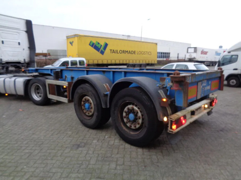 Renders Euro 700 + 2 Axle - Semi-remorque porte-conteneur/ Caisse mobile: photos 4 Renders Euro 700 + 2 Axle - Semi-remorque porte-conteneur/ Caisse mobile: photos 4