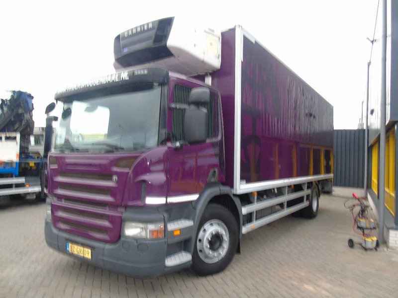 Scania P230 + CARRIER + 150.693KM!! + LIFT + EURO 5 - Camion frigorifique: photos 3 Scania P230 + CARRIER + 150.693KM!! + LIFT + EURO 5 - Camion frigorifique: photos 3