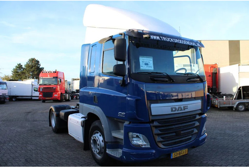 DAF CF 370 + EURO 6 - Tracteur routier: photos 3 DAF CF 370 + EURO 6 - Tracteur routier: photos 3
