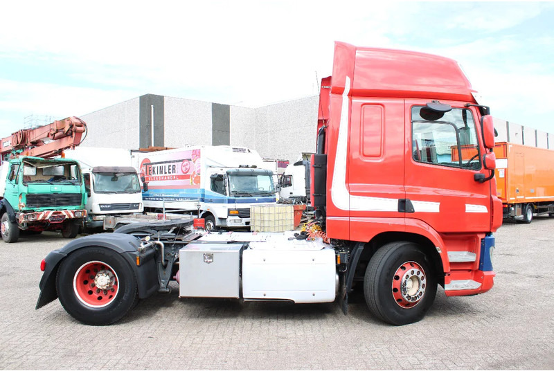 DAF CF 440 + EURO 6 + - Tracteur routier: photos 4 DAF CF 440 + EURO 6 + - Tracteur routier: photos 4