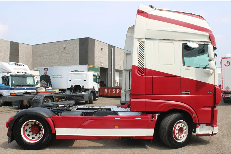 Tracteur routier DAF XF 106.530 + euro 6 + spoiler + top truck (G314): photos 6